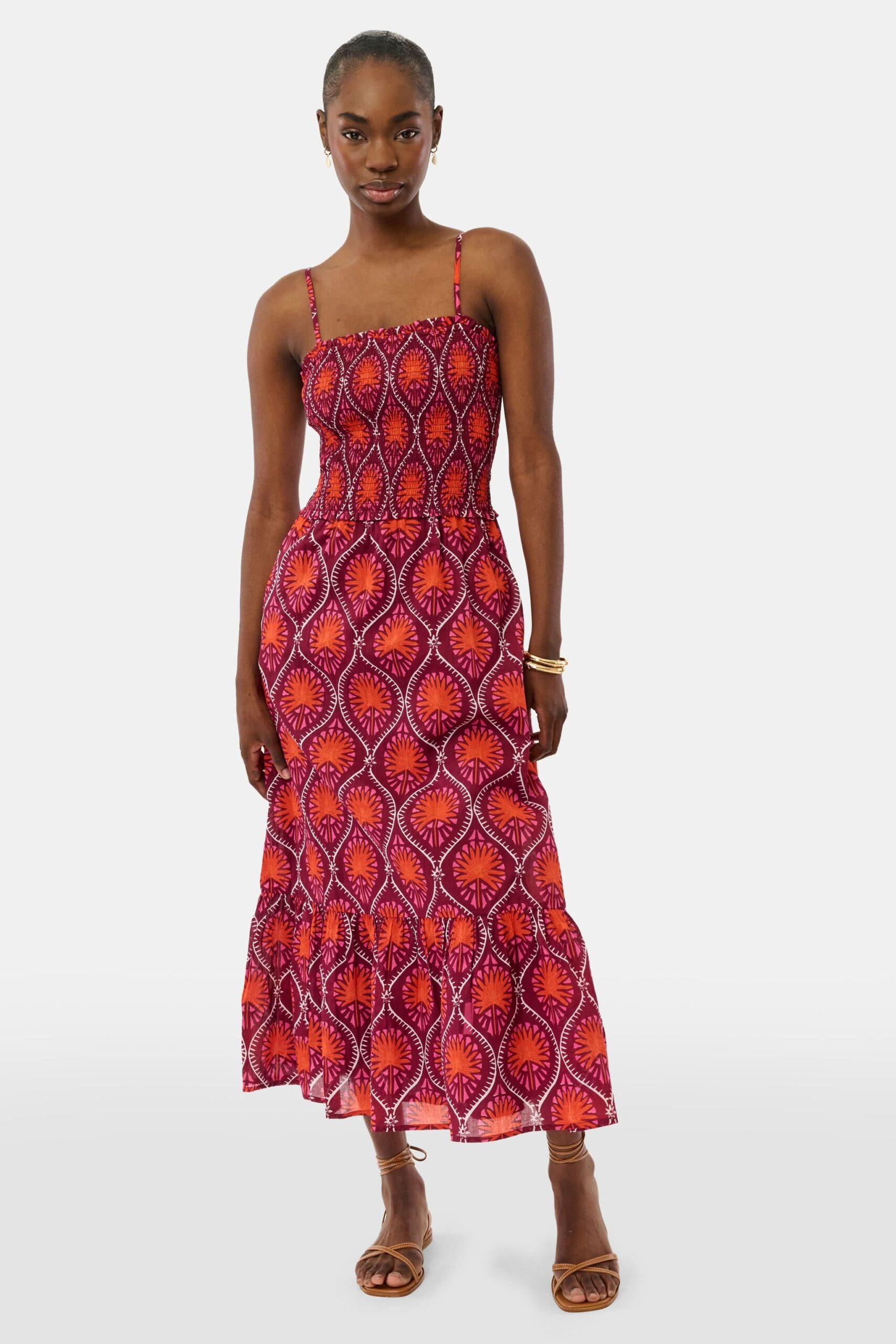 01_ROLLER-RABBIT-WMN-PALM-FRONDS-BRIAR-DRESS-BURGUNDY_0004_dd377f09-98a7-41c1-8fc2-c3e3addfd3b9