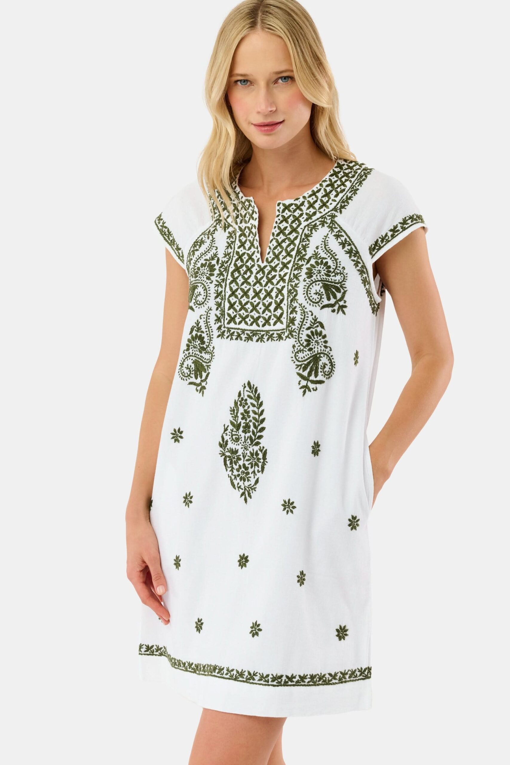 14_ROLLER-RABBIT-WMN-FAITH-DRESS-WHITE-OLIVE__0993_0227b1e2-9173-4655-8d90-0289c44fb1a7