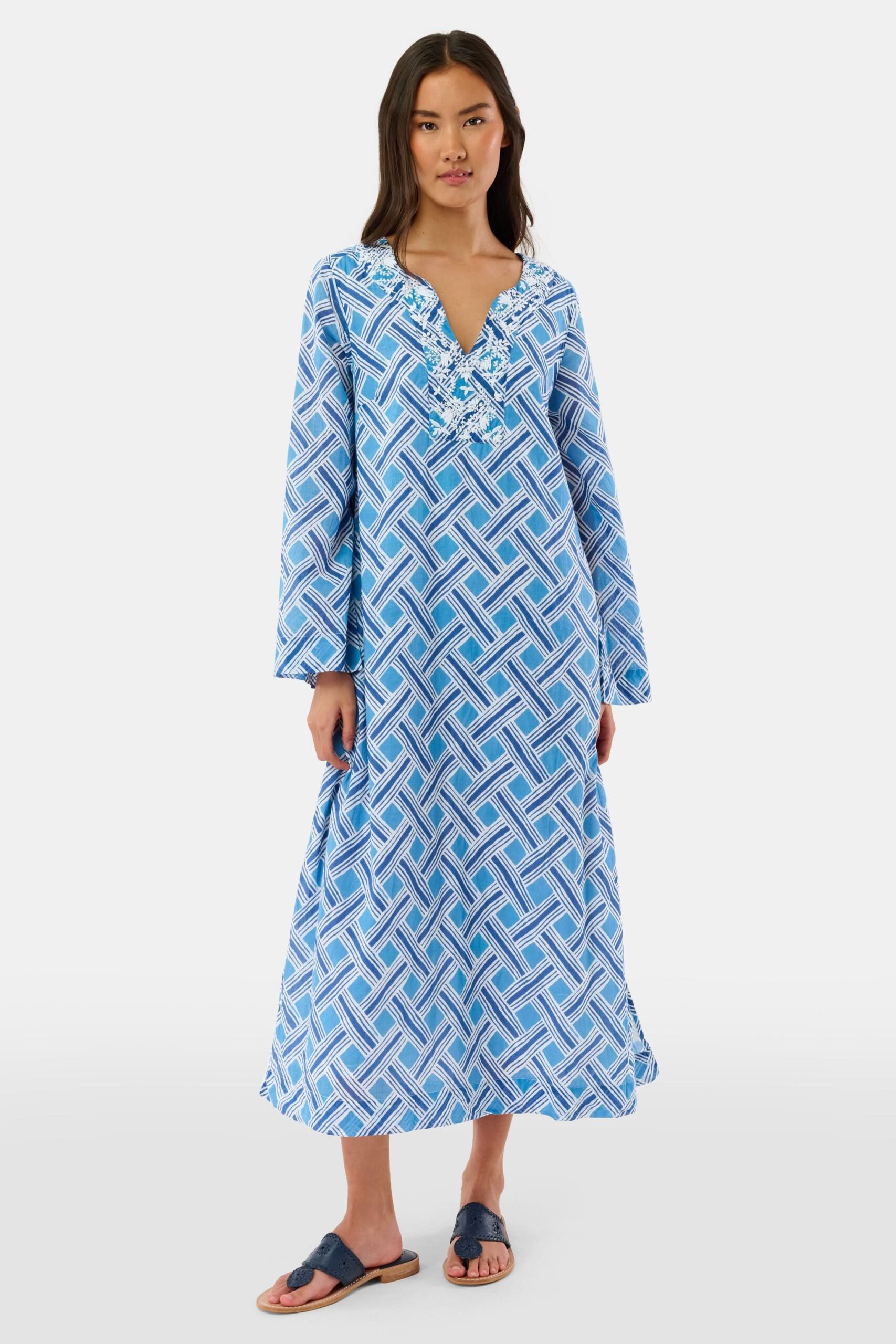 18_ROLLER-RABBIT-WMN-LIANA-ASTRELLA-KURTA-BLUE__1094_44cdc85c-8ac6-42b3-af73-551e1e97703a