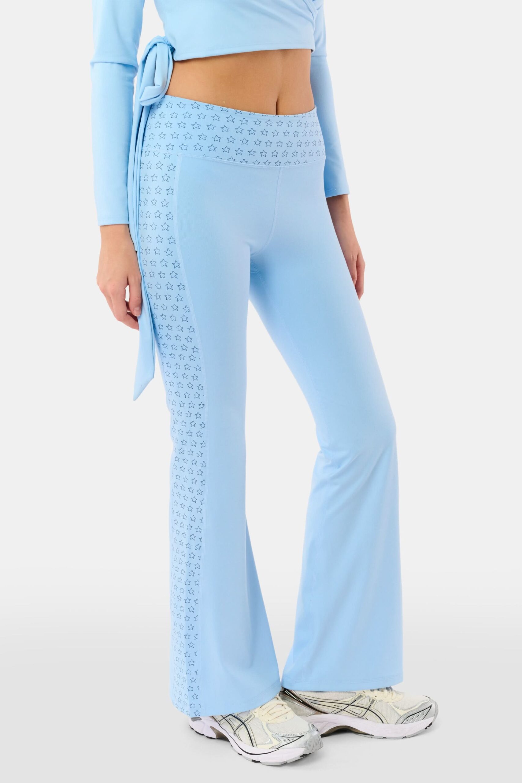 18_WMN-STARS-ALLY-FLARED-LEGGINGS-ICE-BLUE-ROLLER-RABBIT_0919