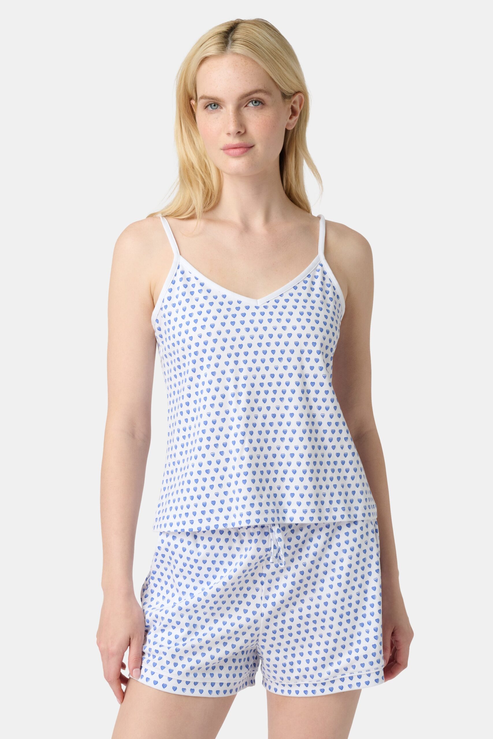 BLUE-HEARTS-MISCHA-SET_016