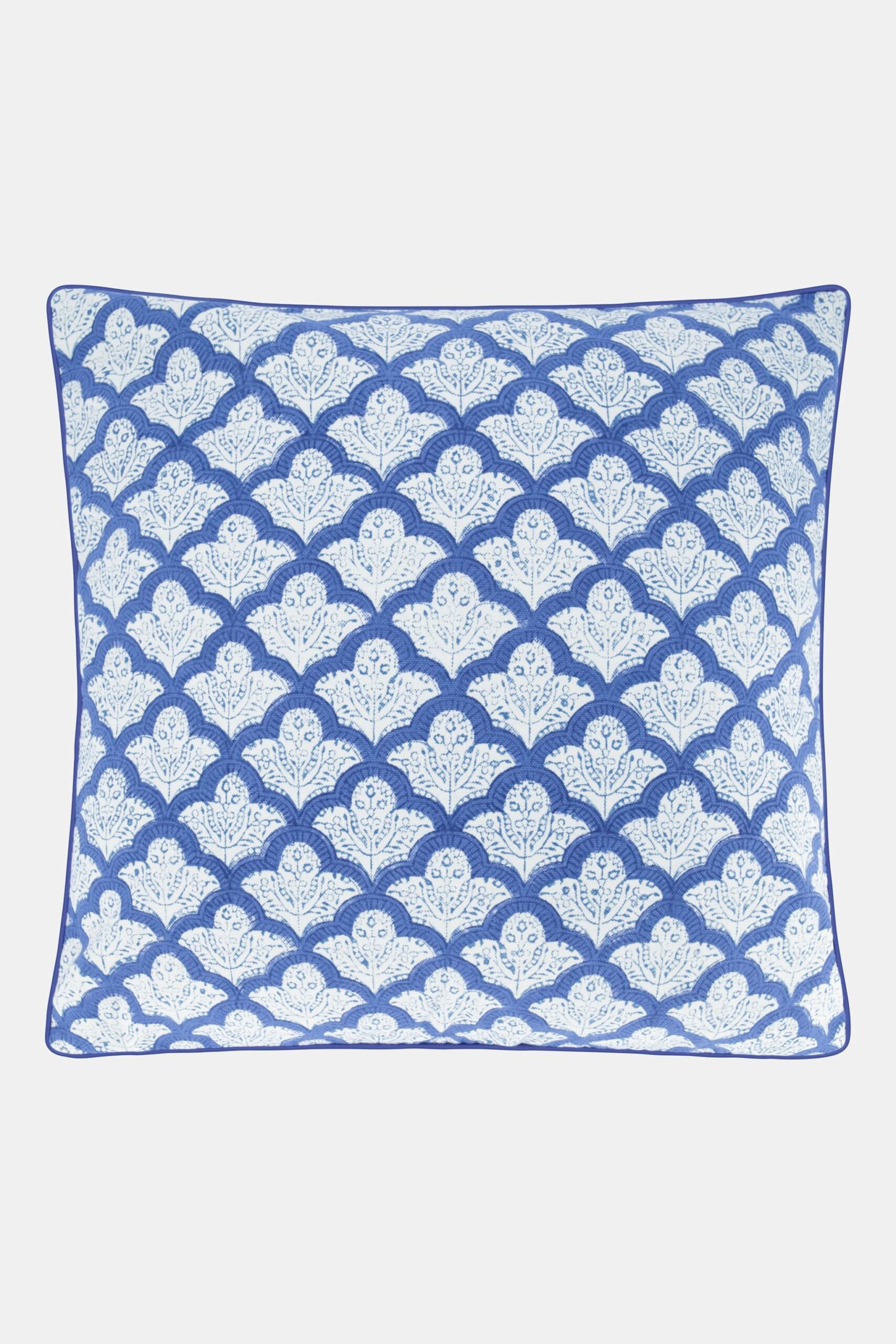 DECORATIVEPILLOWJEMINABLUE18-png-2