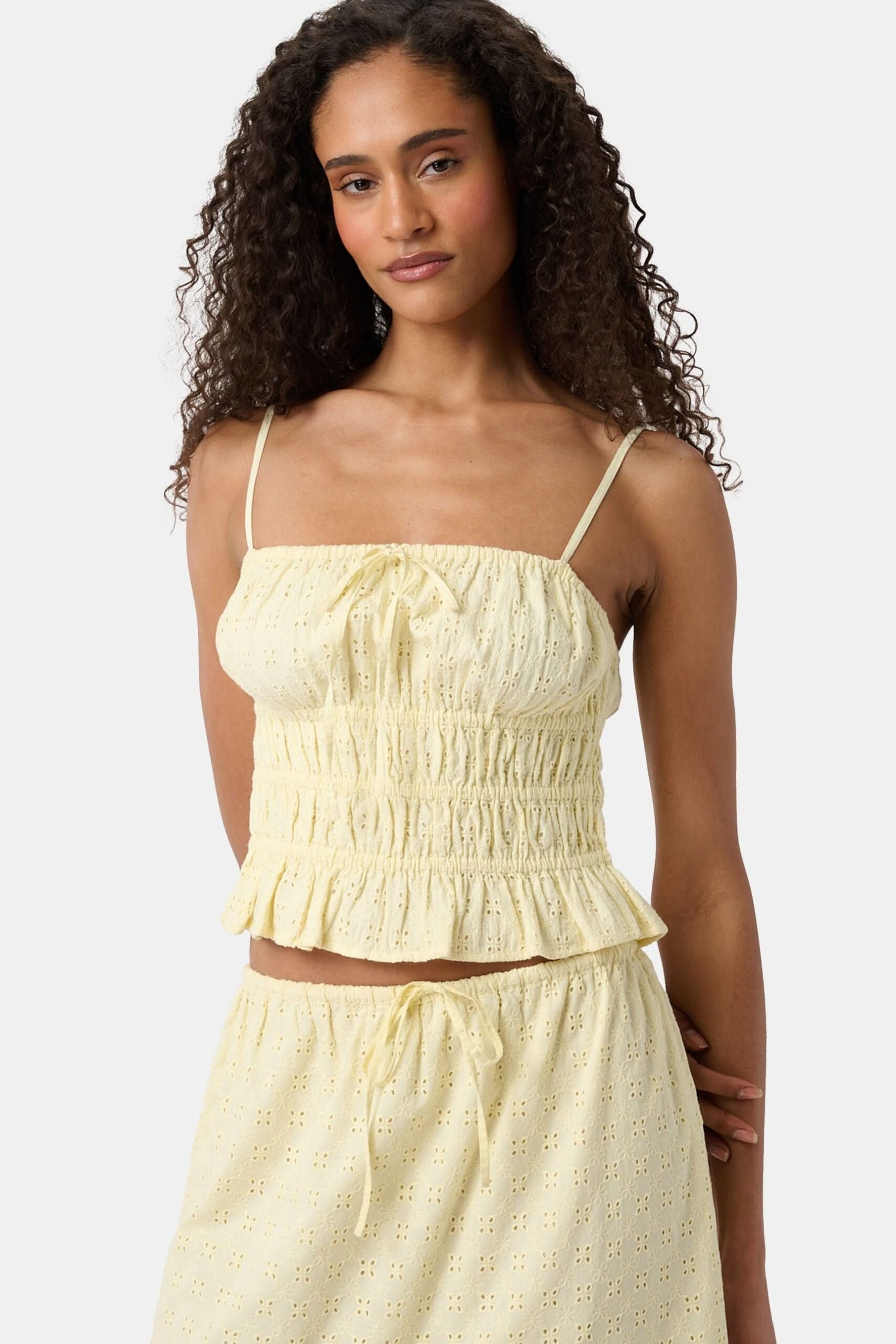 PETAL_EYELET_AURELIA_TOP_1647